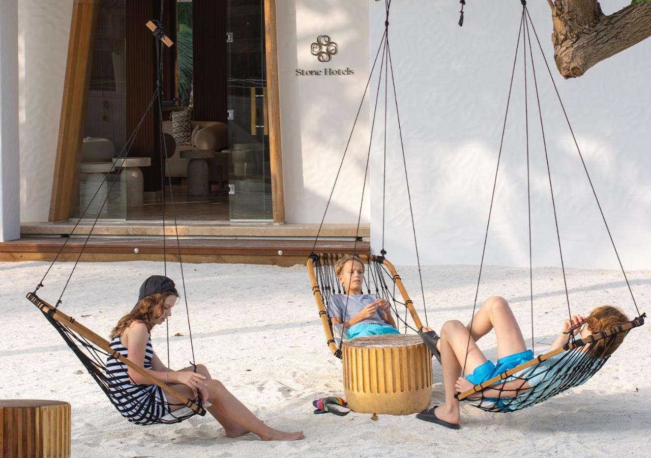Stone Hotels Dhiffushi Eksteriør billede